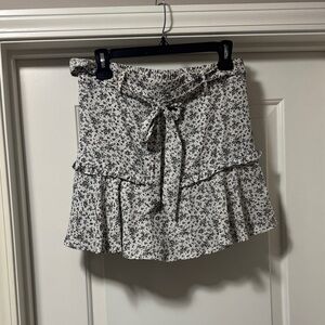 Promesa Black and White Floral Mini Skirt